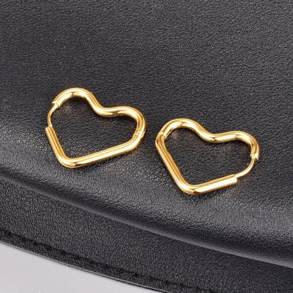 Gold Simple Heart Earrings - Picture 2 of 5